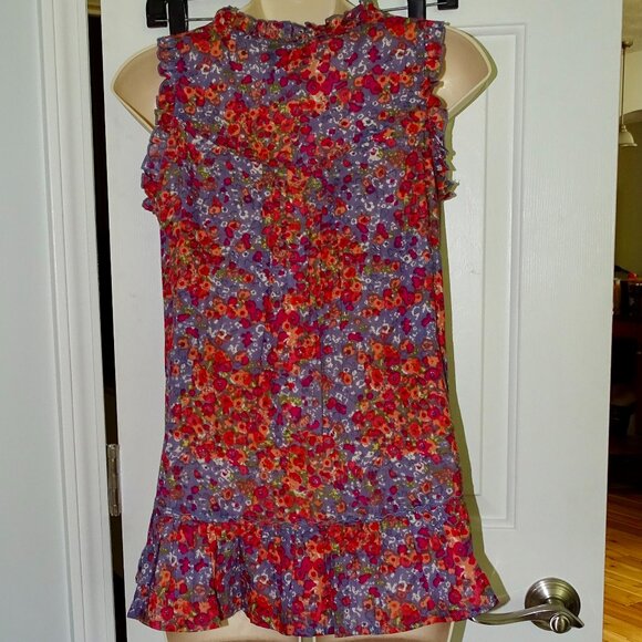NWT Romeo & Juliette Couture Floral Sleeveless Top - Picture 2 of 10